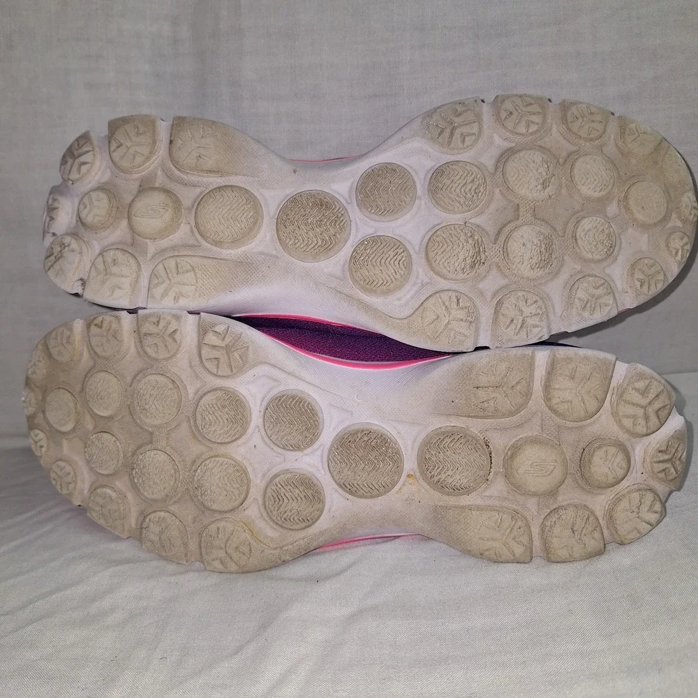 Skechers these goga